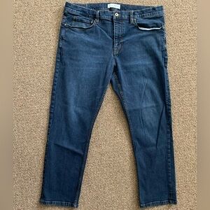 Comfort stretch tailored fit denim